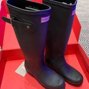 Hunter women’s original Tall rain boot
